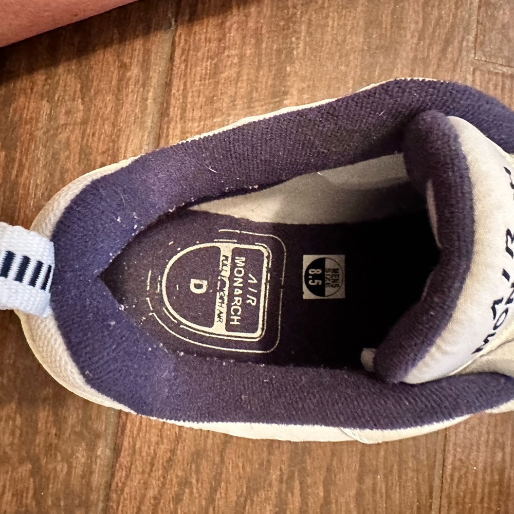 Nike Monarch (Men’s) Size 8 1/2